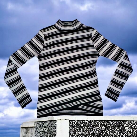 Say What? Sweater Black & White Asymmetrical Striped Turtleneck - Junior’s L - Picture 10 of 16
